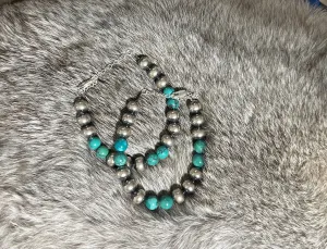 8 mm Sterling Silver Pearls bracelet with turquoise bead