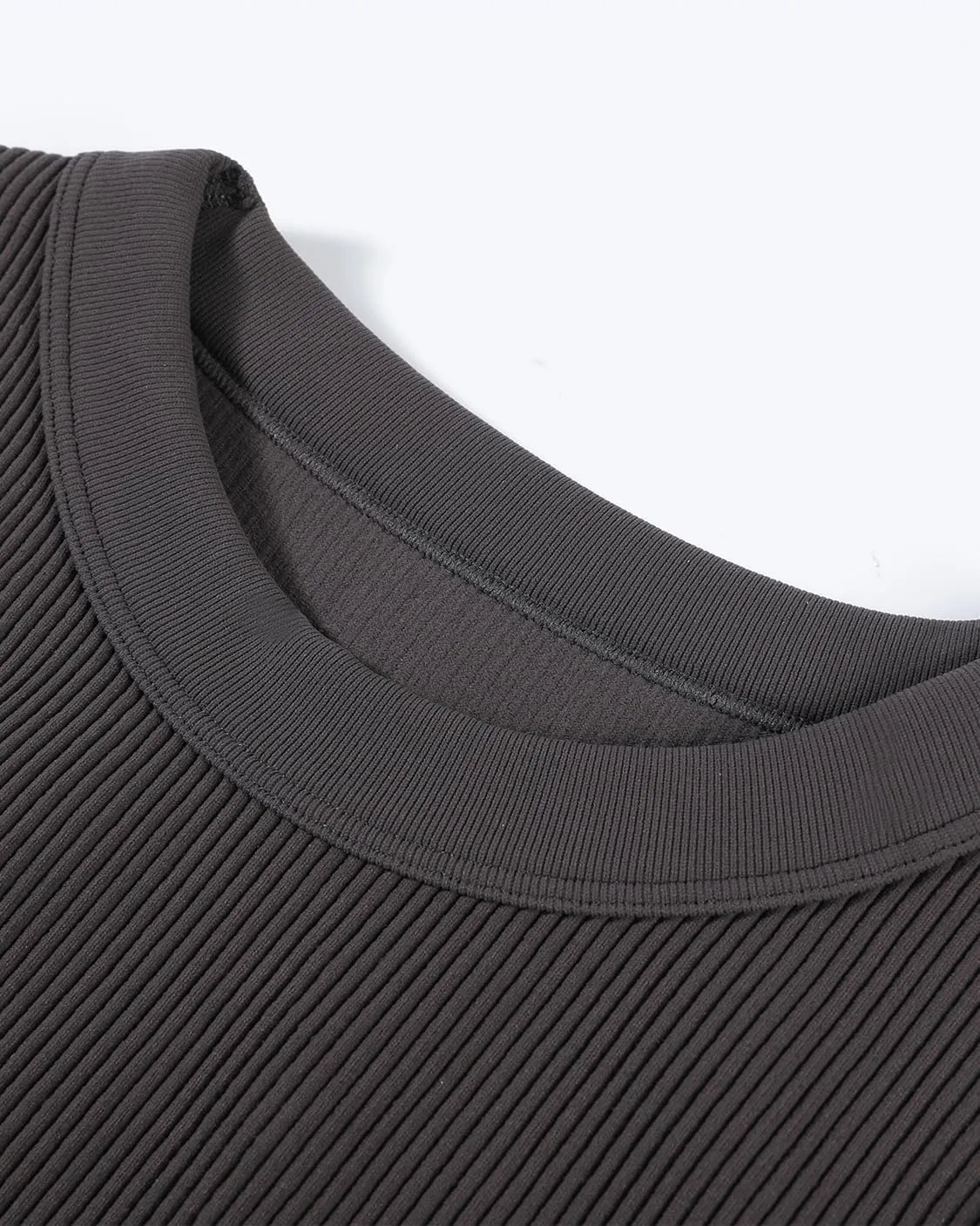 AUROLA Essentials Rib Seamless Sleeveless Tank for Women Subtle Logo Round Neck Active Workout Crop Tops