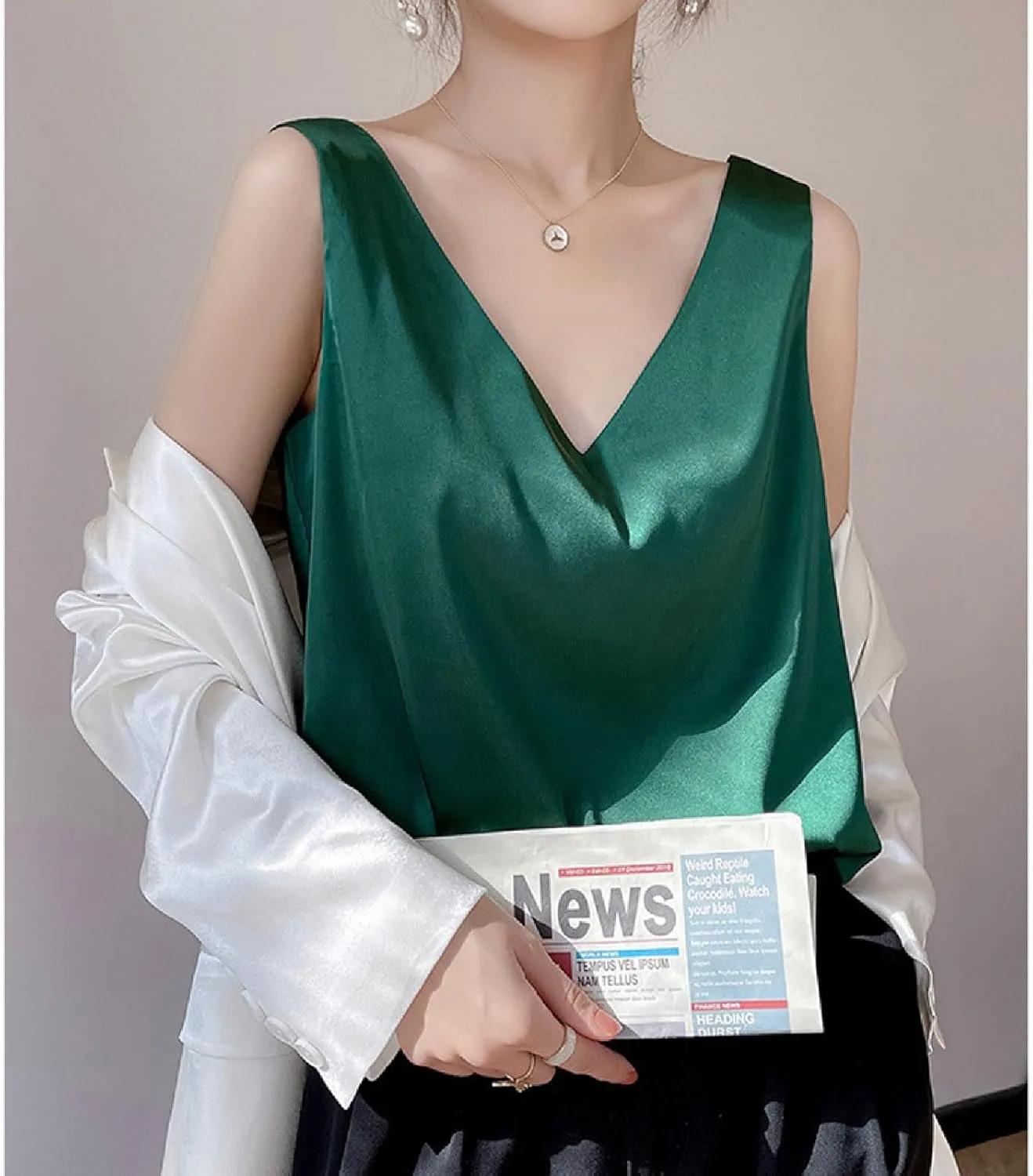 Summer V Neck Tank Tops for Women Silk Satin Summer Sleeveless Camisole Straps Top Womens Tops Dressy Casual