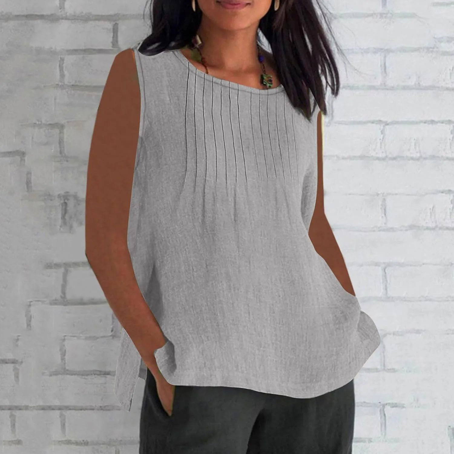 Tank Tops for Women 2025 Plus Size Pleated Side Split Camisole Tank Tops Summer Fashion Crew Neck Sleeveless Vest