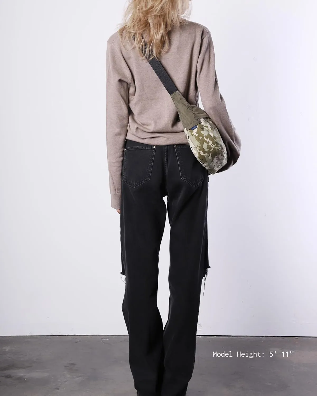 ZIMEGO Classic Crescent Crossbody Bag - Everyday Essential Travel Hobo Bag
